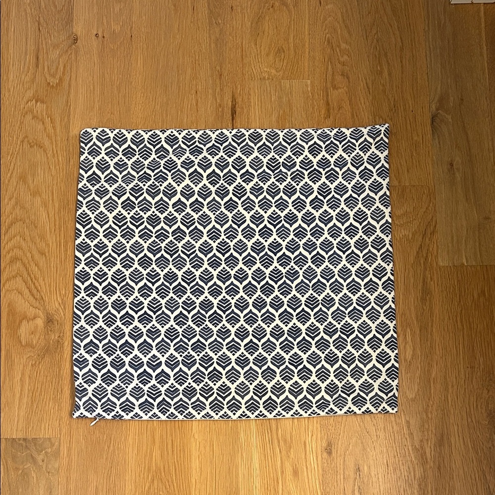 Serena and Lily Blue and White Pillow Cover